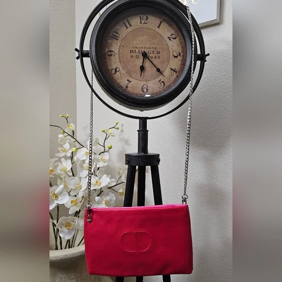 Dior Beauty Red & Pink Vegan Leather Two-Tone Pouch with crossbody chain NWOT - Picture 4 of 15